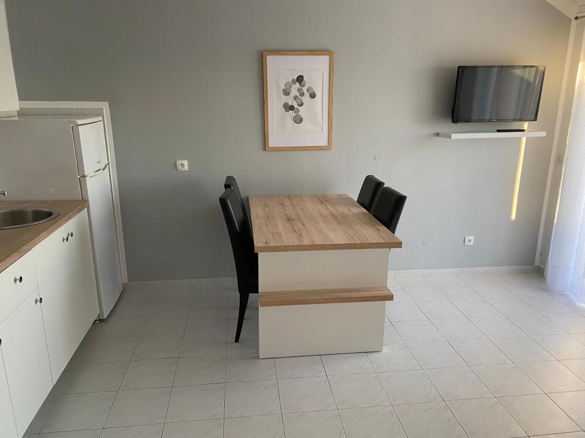Apartment Emanuela 1 *