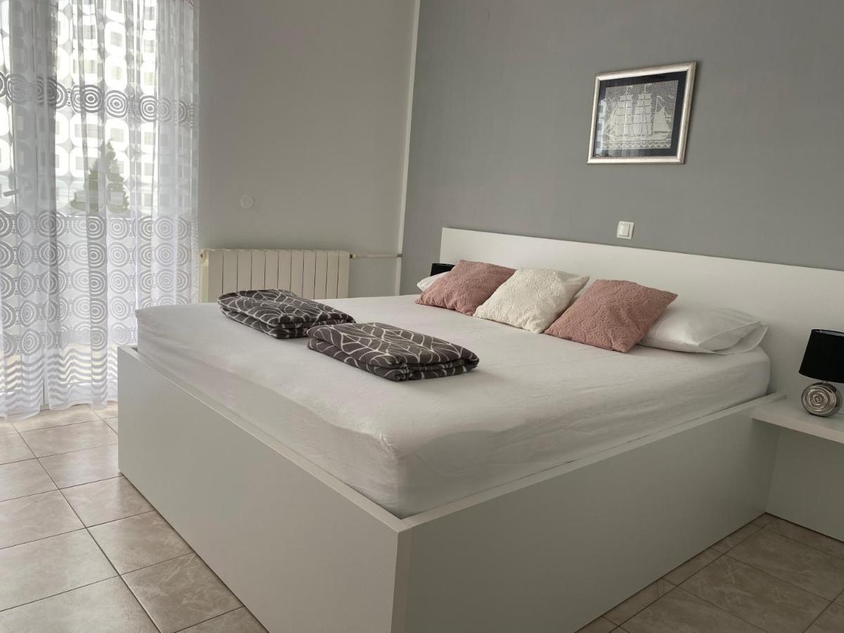 Emanuela 1 Apartment *