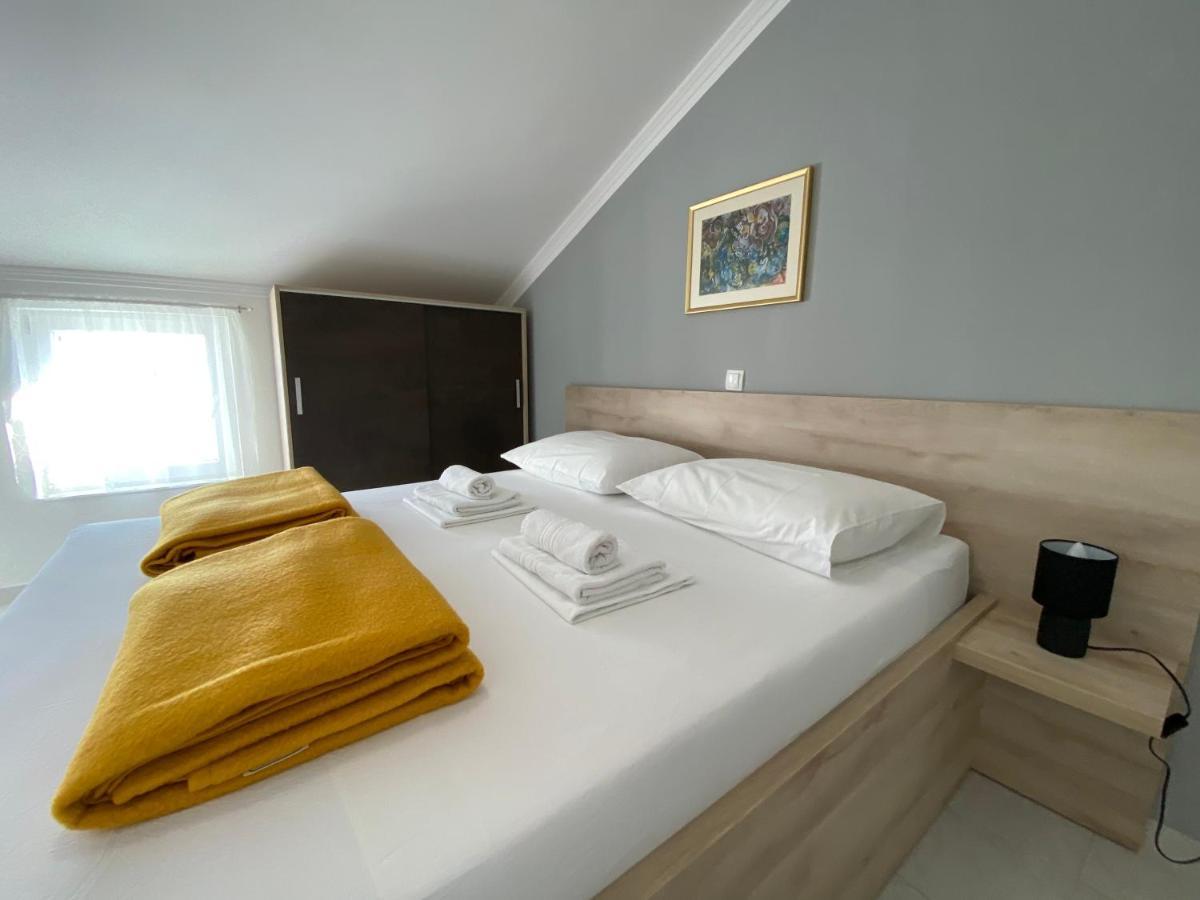Apartment Emanuela 1 Novalja