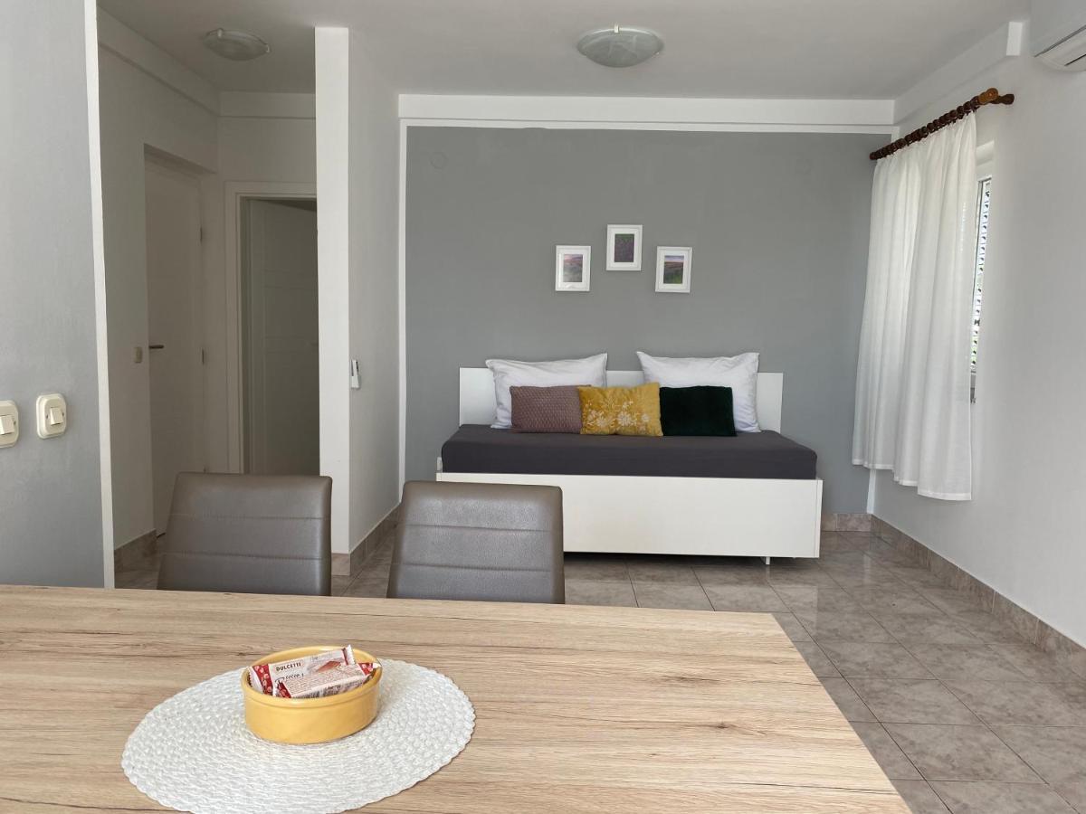 Emanuela 1 Appartement *