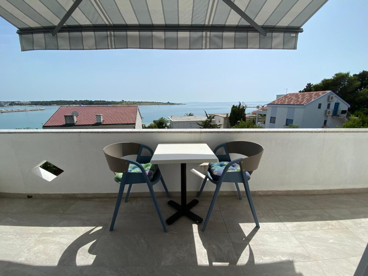 Emanuela 1 Apartment